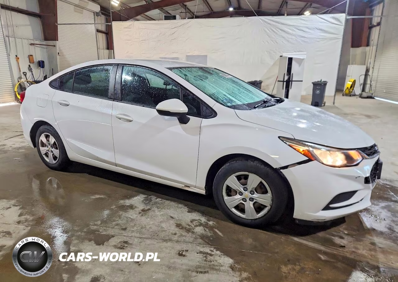 2018 Chevrolet Cruze Ls VIN:1G1BC5SM1J7218950 - 4