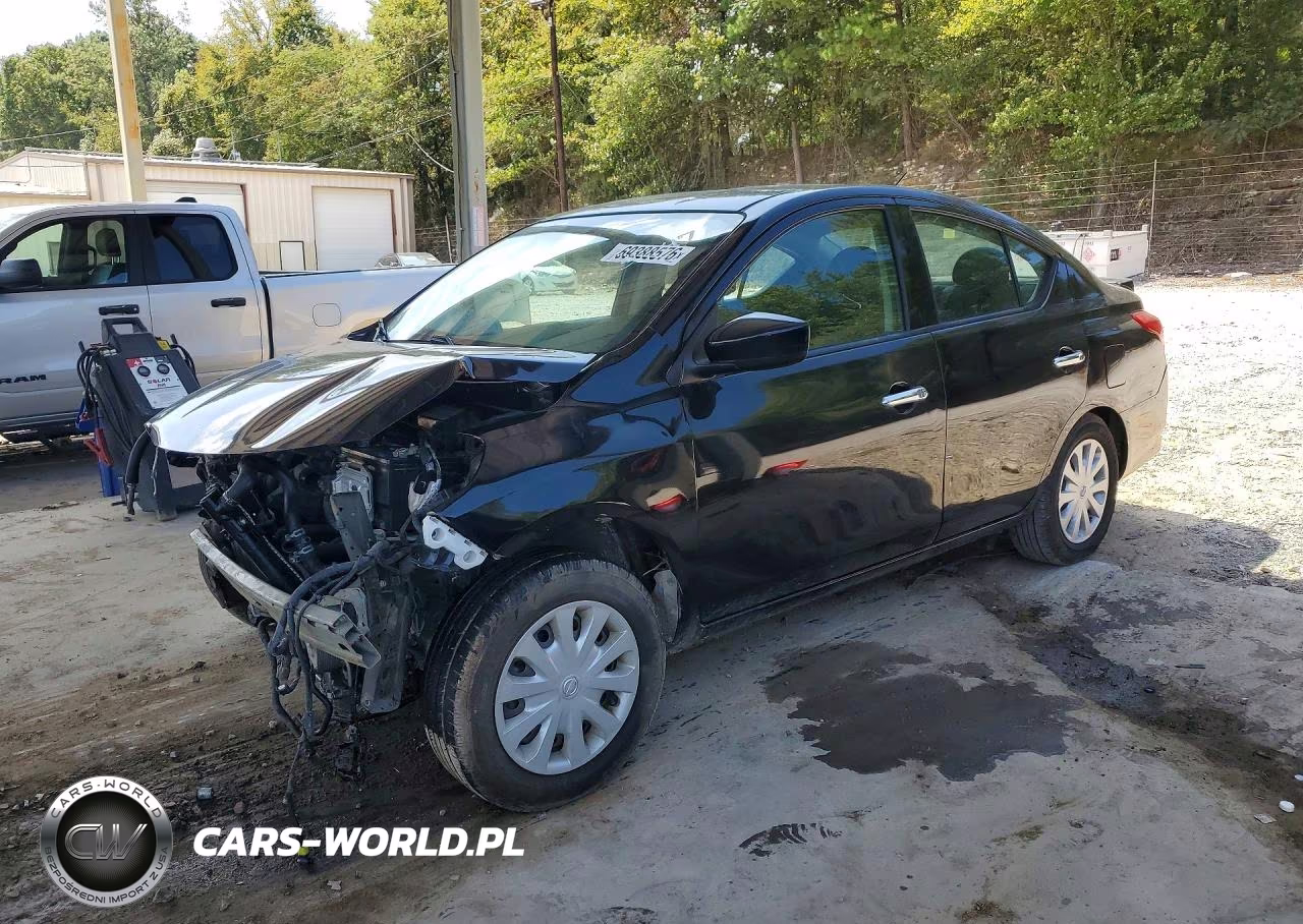 2019 Nissan Versa Sv
