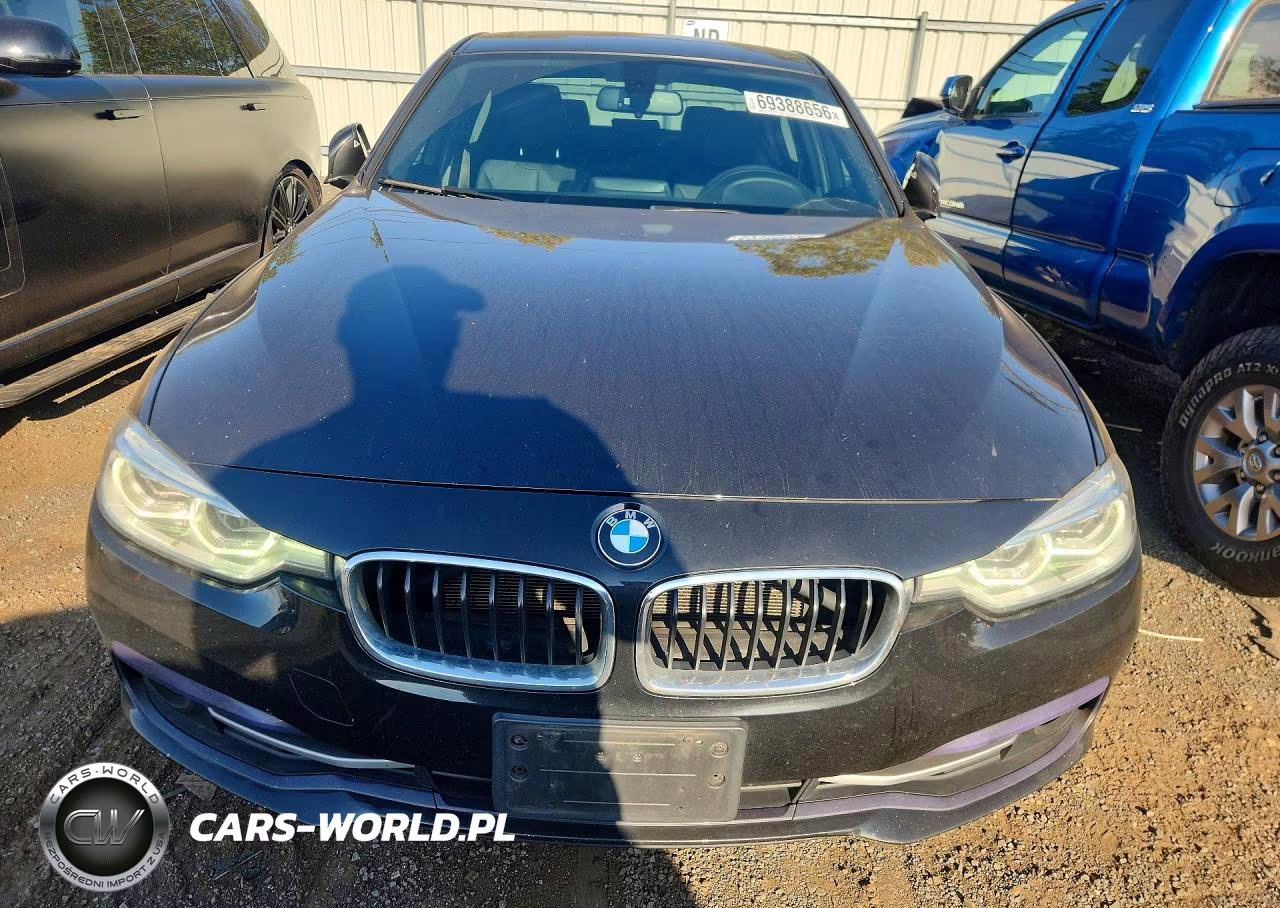2018 BMW 330 Xi VIN:WBA8D9G53JNU68920 - 5
