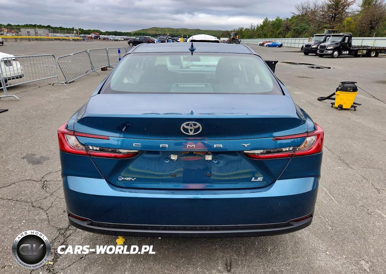 2026 Toyota Camry Le VIN:4T1DAACK7TU229088 - 6
