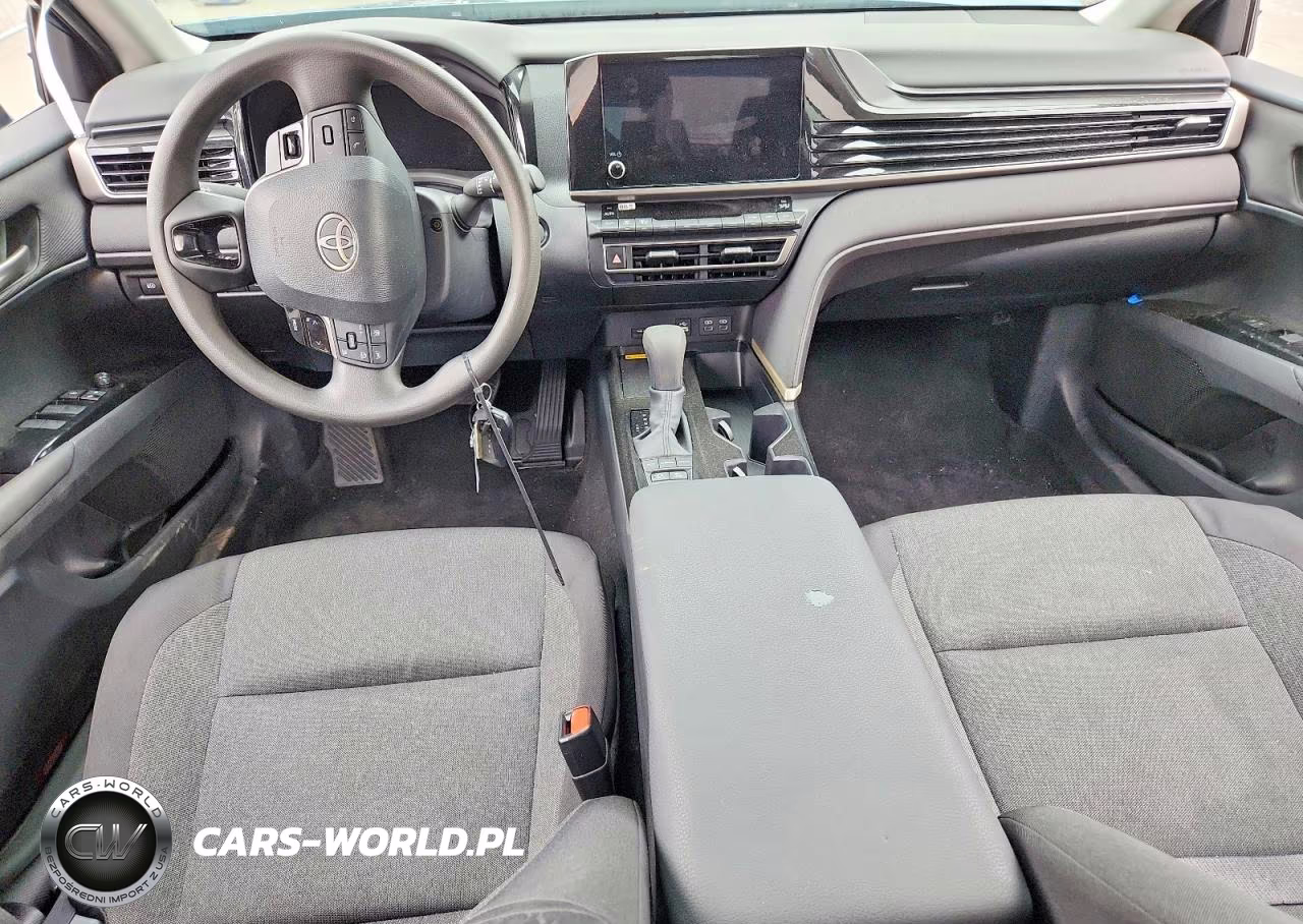 2026 Toyota Camry Le VIN:4T1DAACK7TU229088 - 8