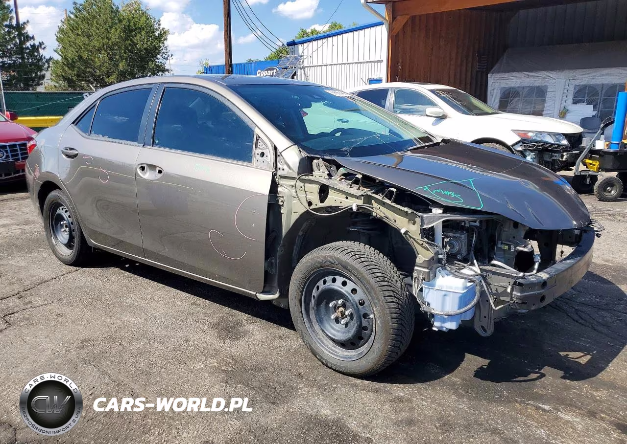 2017 Toyota Corolla Le VIN:2T1BURHEXHC784495 - 4
