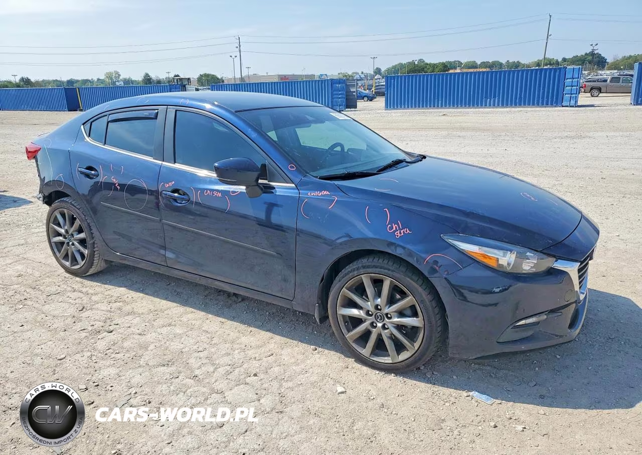 2018 Mazda 3 Touring VIN:3MZBN1V37JM164909 - 4