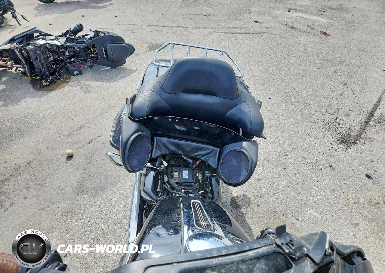 2020 Harley-Davidson Flhx VIN:1HD1KBC1XLB634437 - 5