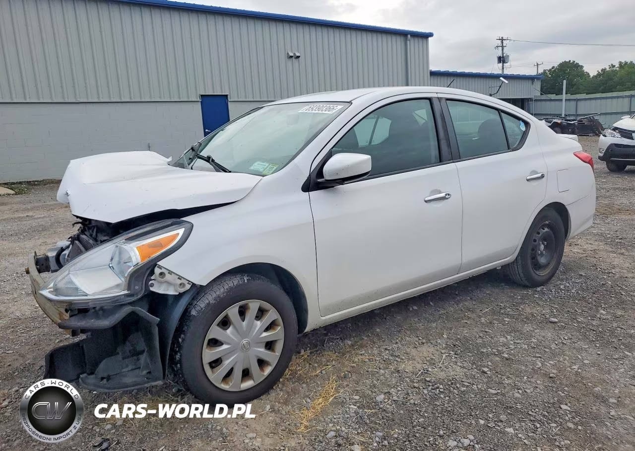 2018 Nissan Versa Sv – zdjęcie 1 z 13