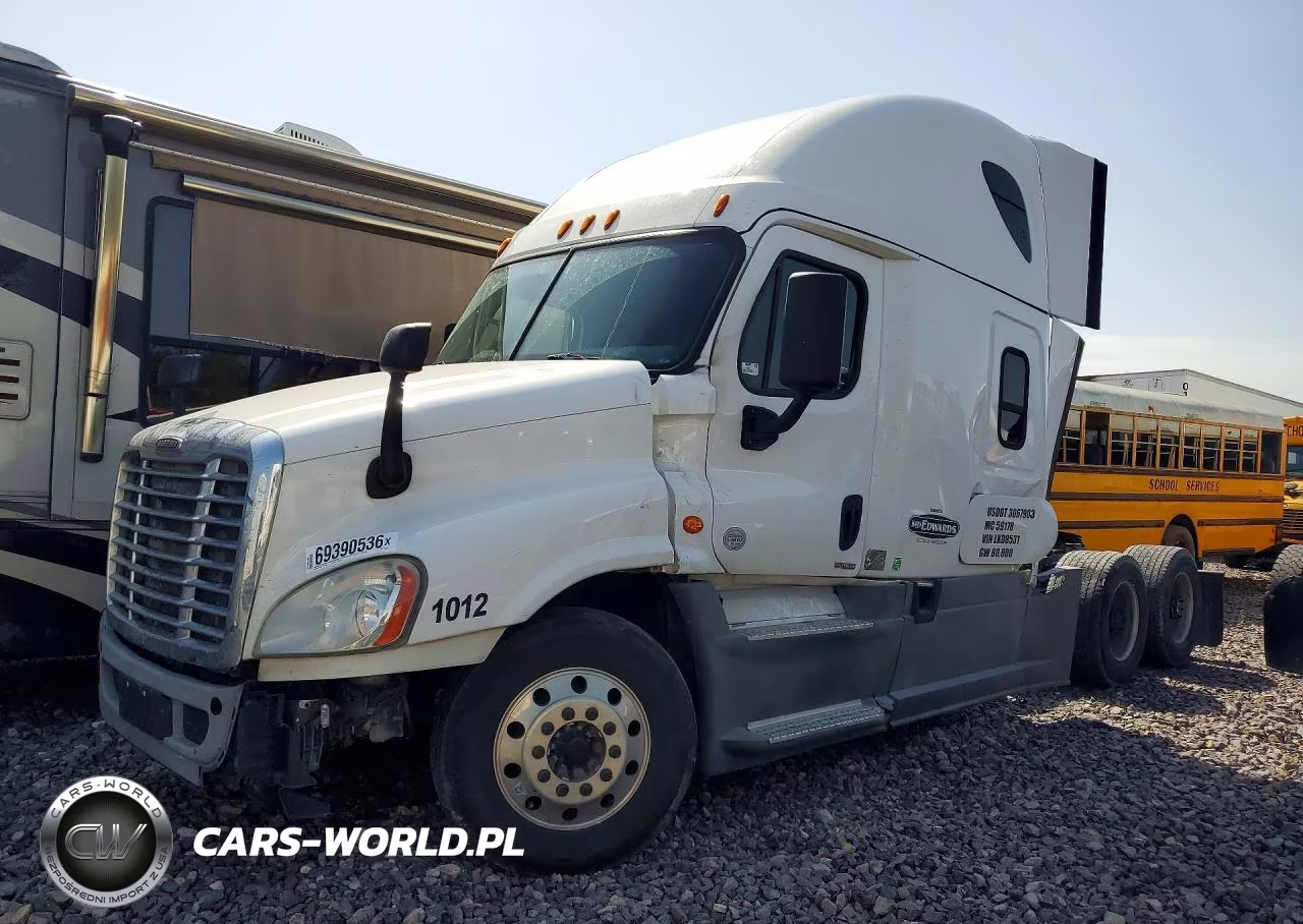 2019 Freightliner Cascadia 125" Sleeper Cab Semi Truck VIN:1FUJGLDR2KLKD8531 - 1