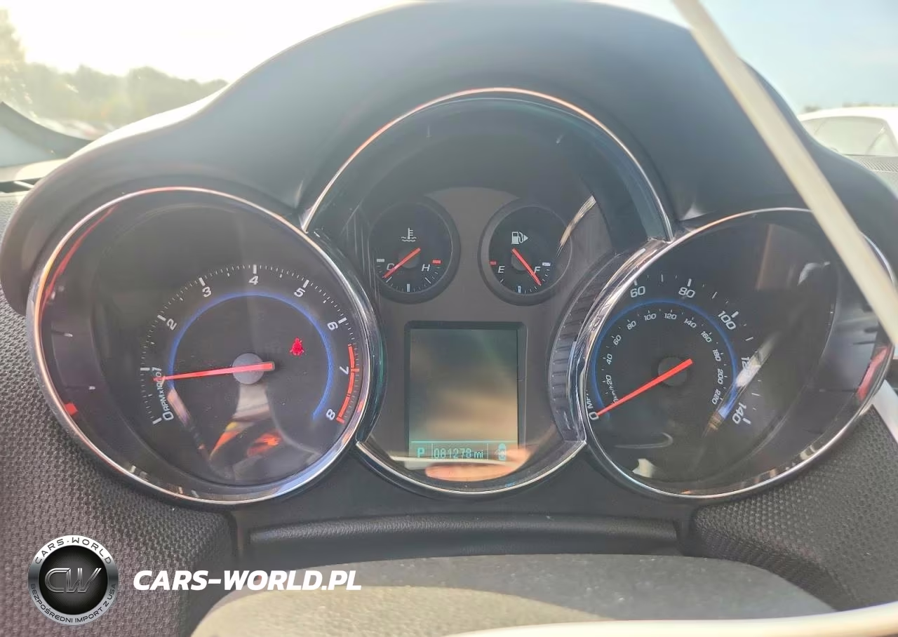 2013 Chevrolet Cruze Lt VIN:1G1PC5SB4D7305637 - 9