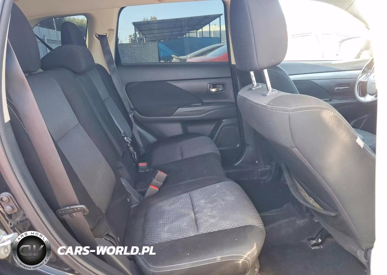 2016 Mitsubishi Outlander Se VIN:JA4AZ3A31GZ035764 - 11