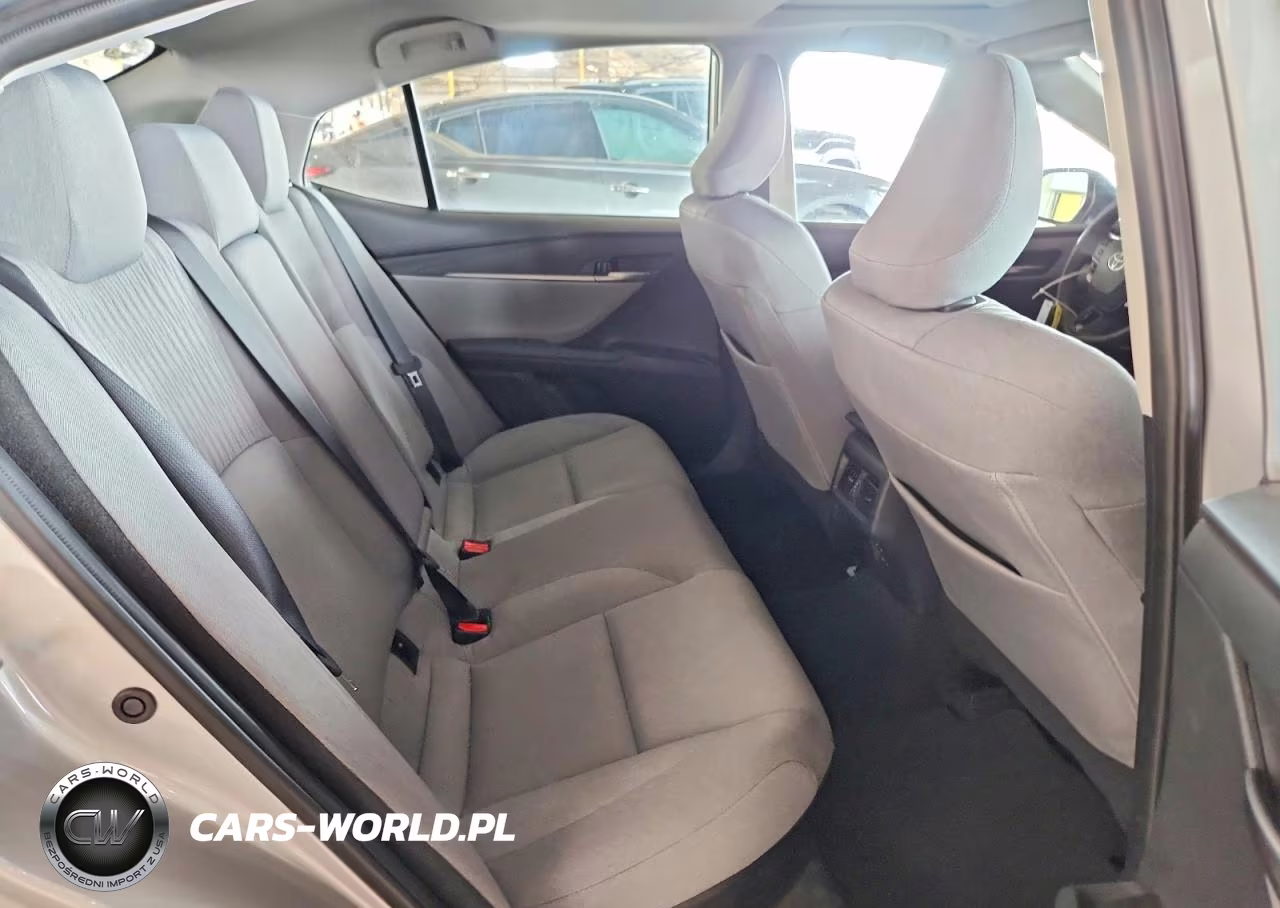 2025 Toyota Camry Le VIN:4T1DAACK5SU145544 - 10