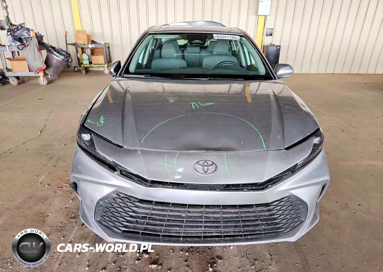2025 Toyota Camry Le VIN:4T1DAACK5SU145544 - 5