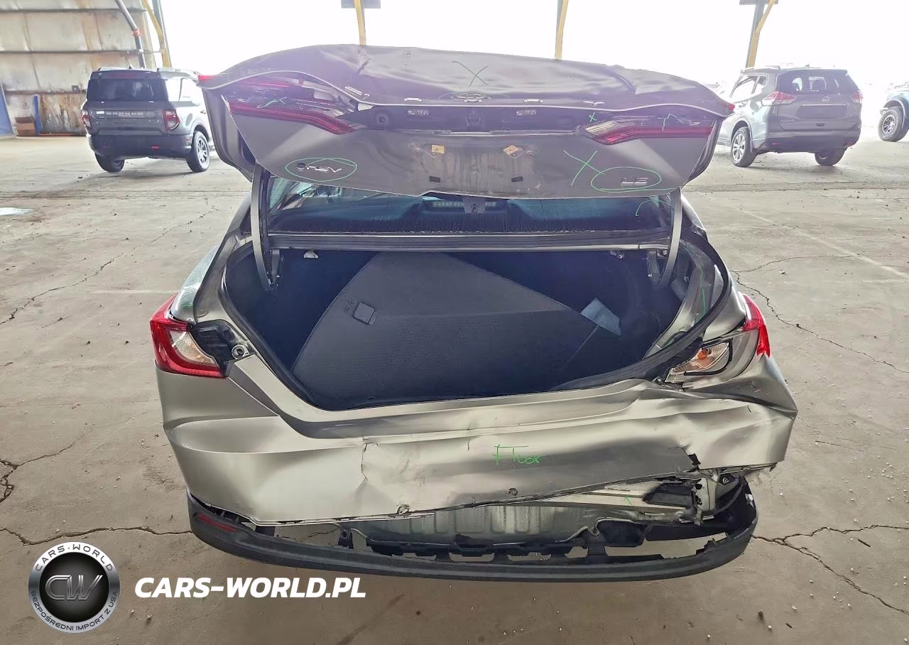 2025 Toyota Camry Le VIN:4T1DAACK5SU145544 - 6