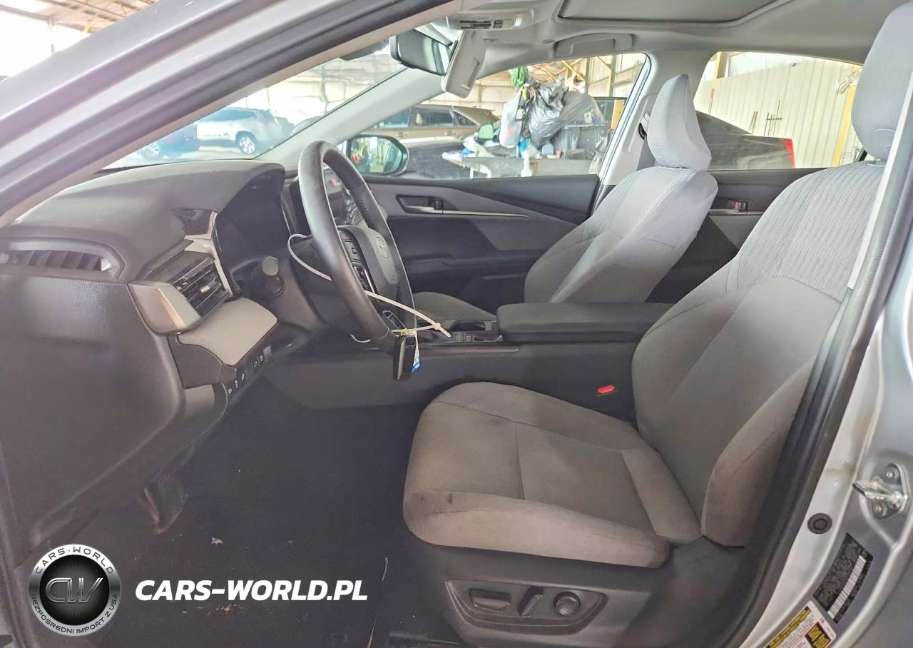 2025 Toyota Camry Le VIN:4T1DAACK5SU145544 - 7