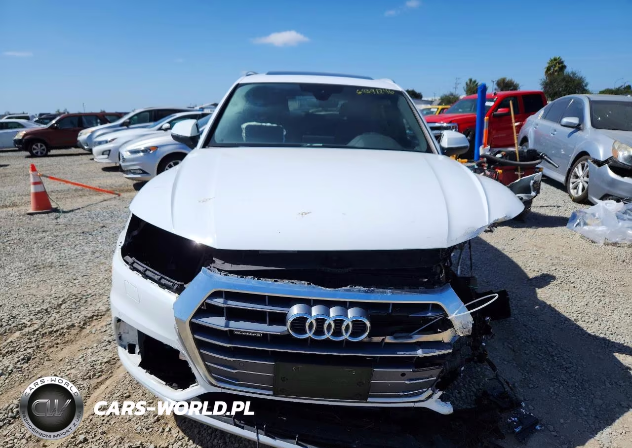 2018 Audi Q5 Premium Plus VIN:WA1BNAFY7J2229093 - 5