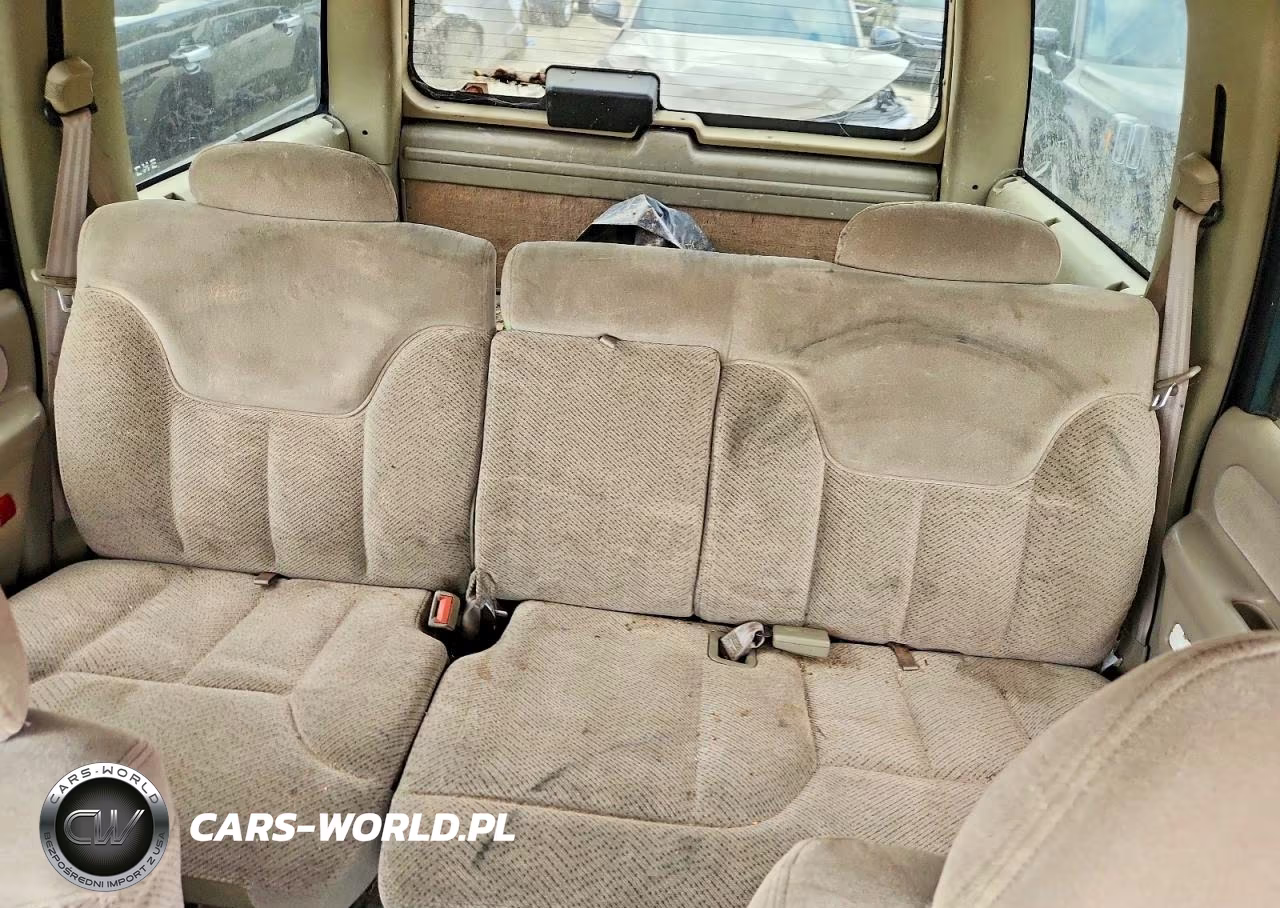 1996 GMC Yukon VIN:1GKEK13R6TJ734189 - 10