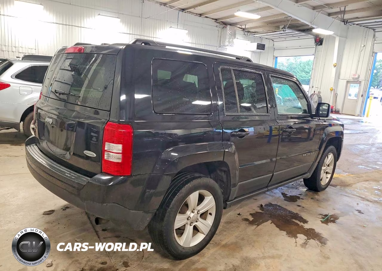 2017 Jeep Patriot Latitude VIN:1C4NJRFB3HD133551 - 3