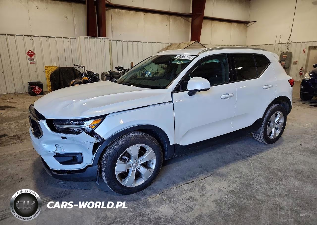 2021 Volvo Xc40 T4 Momentum VIN:YV4AC2HK1M2402761 - 1
