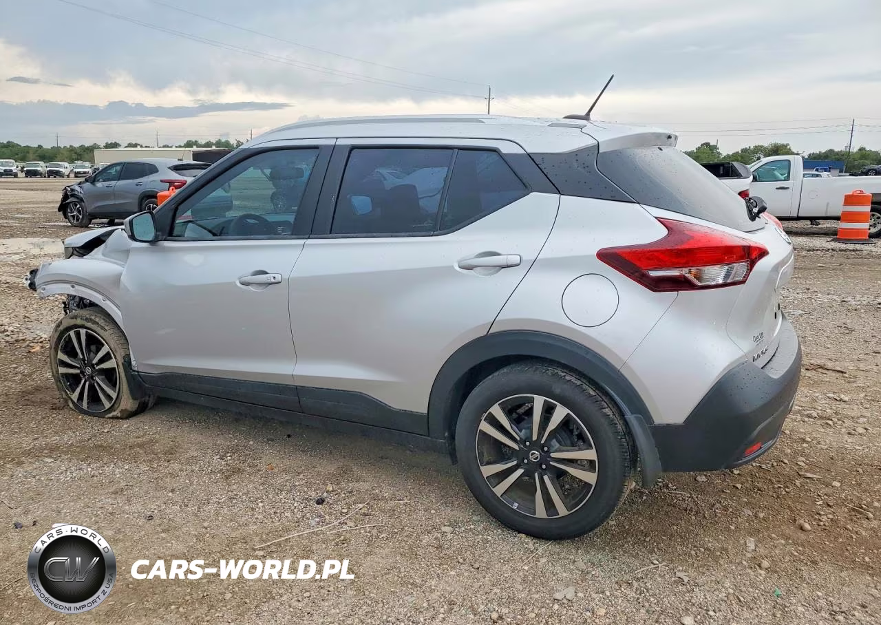 2018 Nissan Kicks Sv VIN:3N1CP5CU4JL509522 - 2
