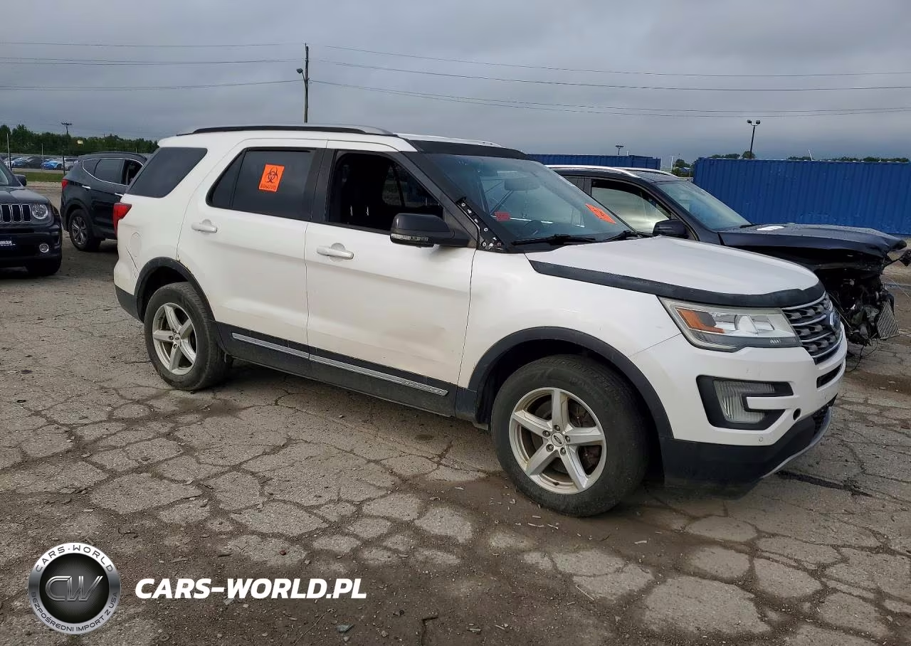 2016 Ford Explorer Xlt VIN:1FM5K8D81GGC74612 - 4