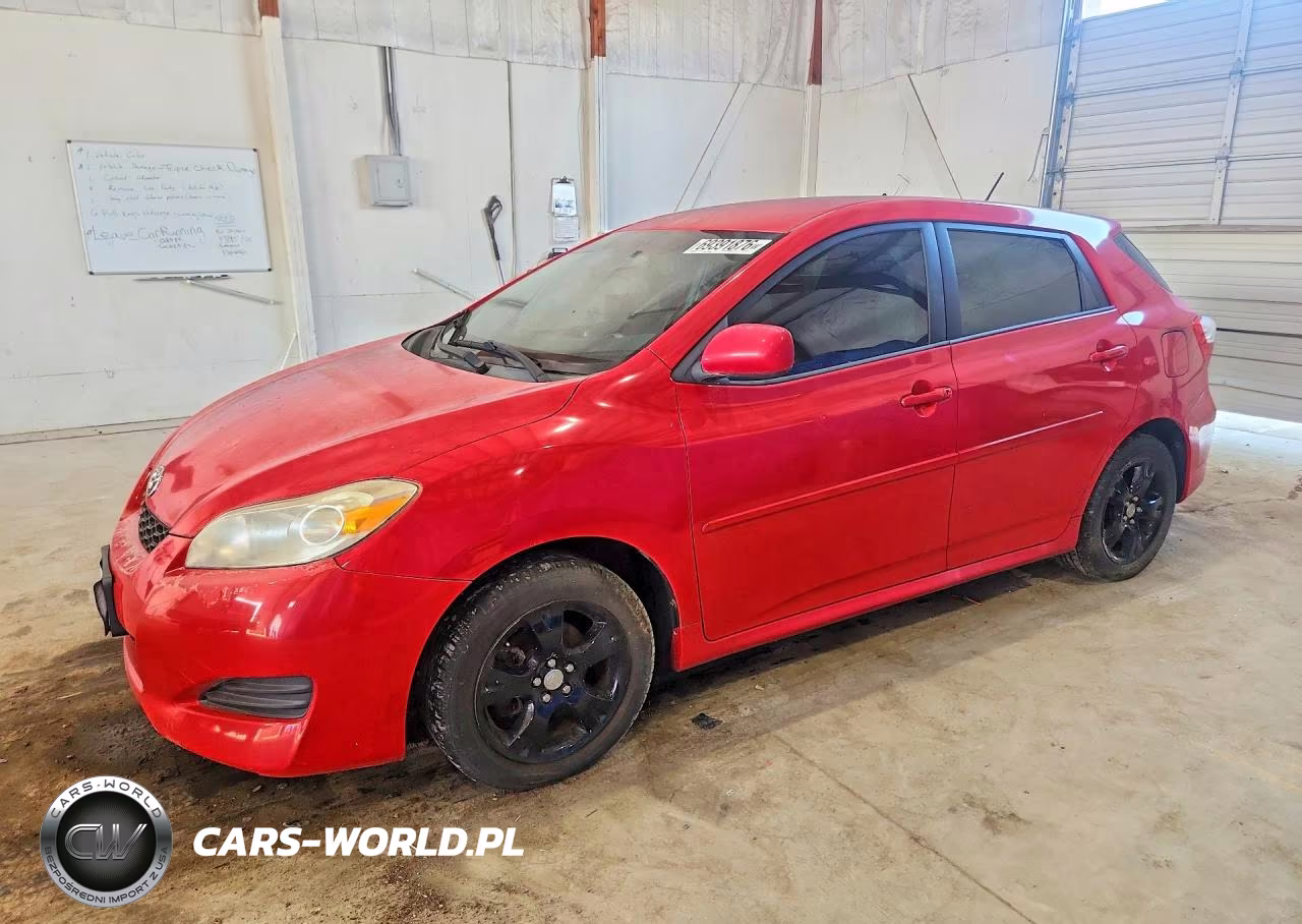 2010 Toyota Matrix Base – zdjęcie 1 z 12