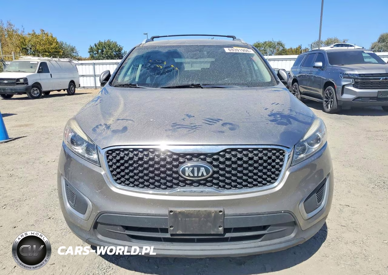 2017 Kia Sorento Lx V6 VIN:5XYPGDA51HG227652 - 5