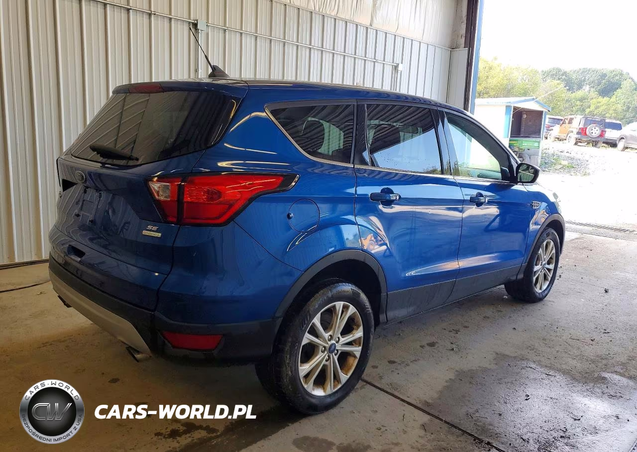 2019 Ford Escape Se VIN:1FMCU0GD7KUA93441 - 3