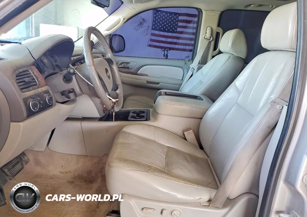 2007 Chevrolet Tahoe K1500 VIN:1GNFK13097R154726 - 7
