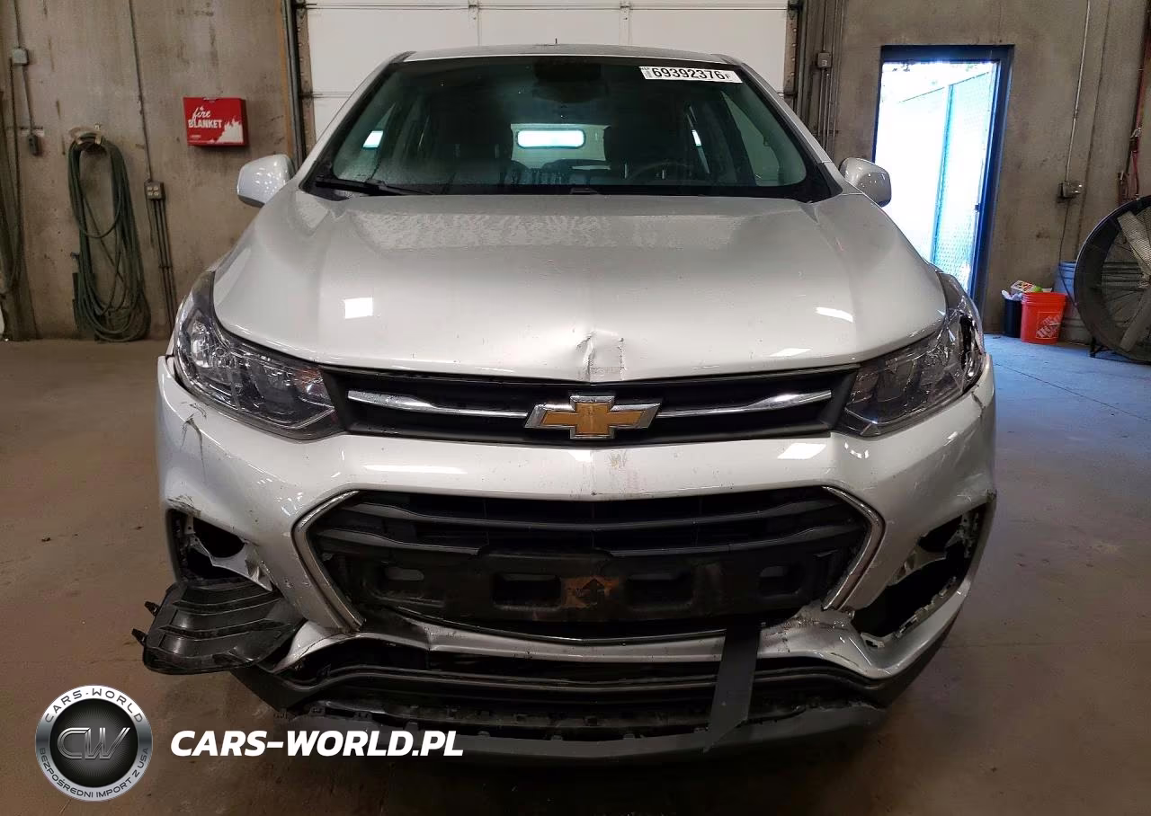 2018 Chevrolet Trax Ls VIN:KL7CJNSB3JB716979 - 5