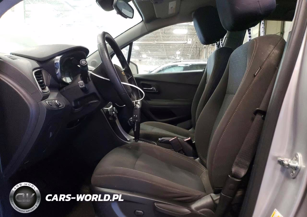 2018 Chevrolet Trax Ls VIN:KL7CJNSB3JB716979 - 7