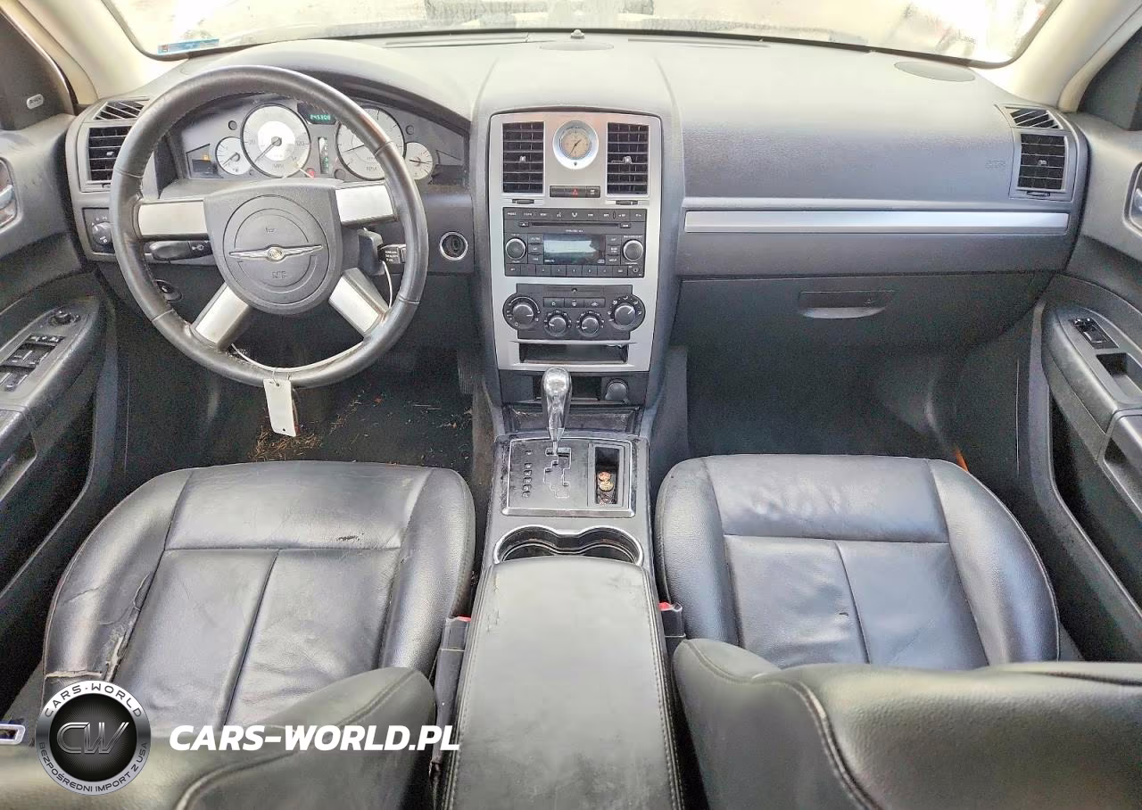 2010 Chrysler 300 Touring VIN:2C3CA5CV5AH326117 - 8