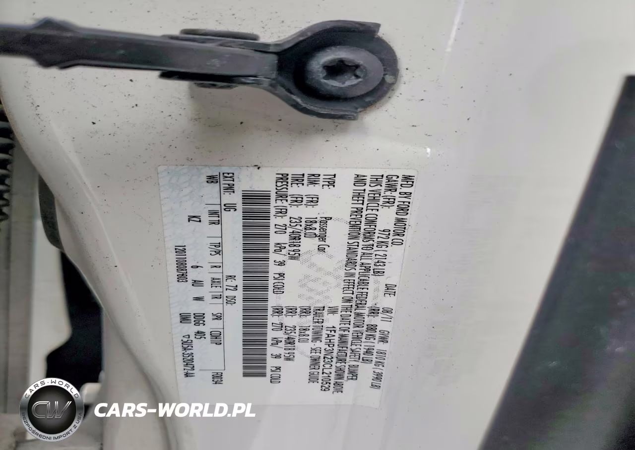 2012 Ford Focus Titanium VIN:1FAHP3N23CL210529 - 12
