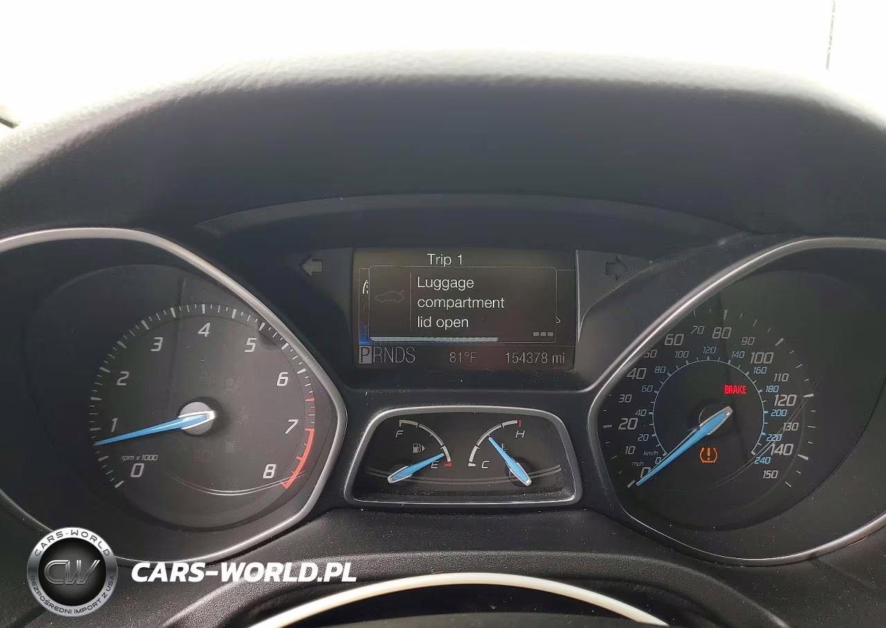 2012 Ford Focus Titanium VIN:1FAHP3N23CL210529 - 9