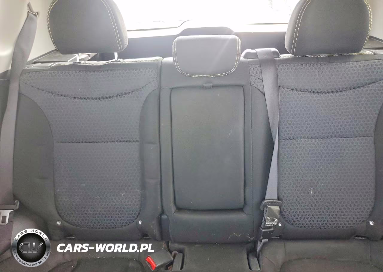 2016 Kia Soul + VIN:KNDJP3A50G7247838 - 10