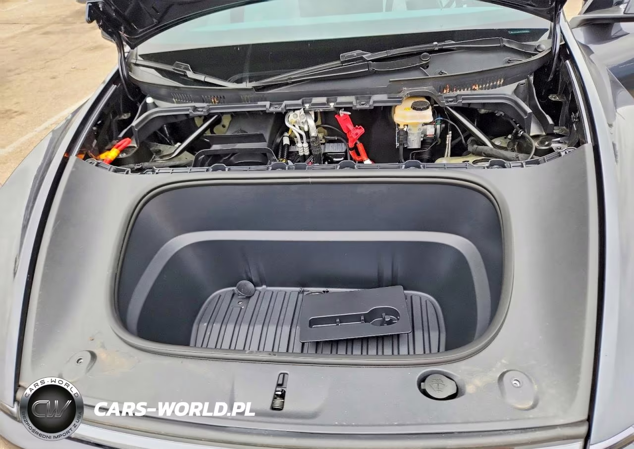 2026 Tesla Model Y VIN:7SAYGDEE3TF637337 - 11