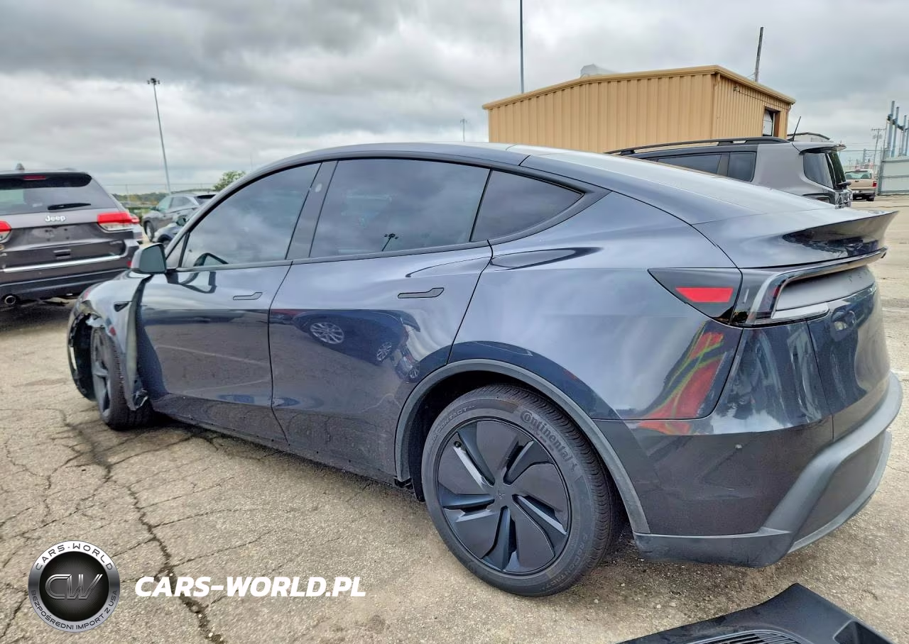 2026 Tesla Model Y VIN:7SAYGDEE3TF637337 - 2