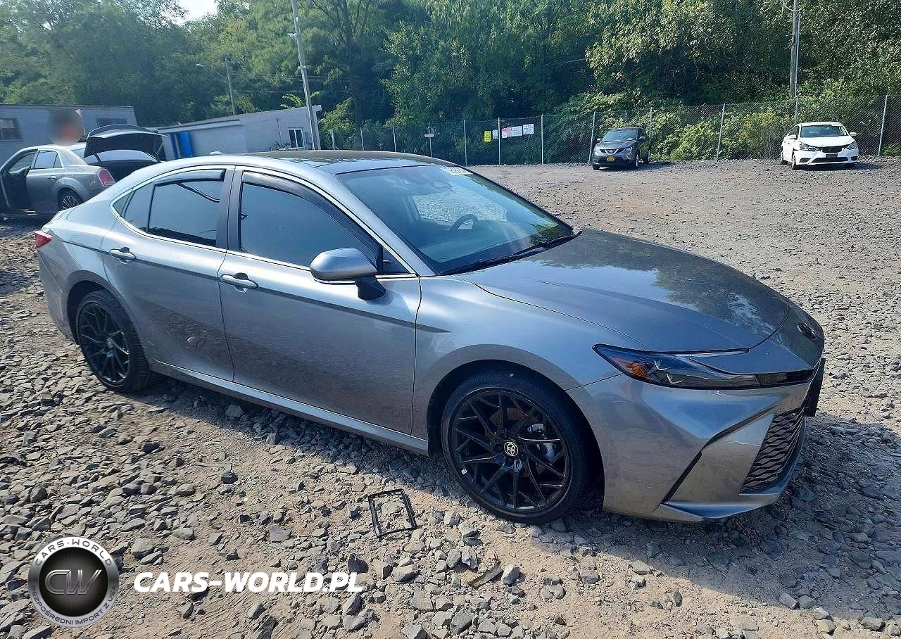 2026 Toyota Camry Xle VIN:4T1DBADK5TU054982 - 4