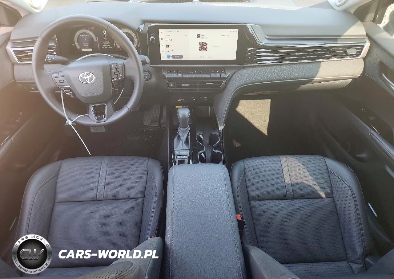 2026 Toyota Camry Xle VIN:4T1DBADK5TU054982 - 8