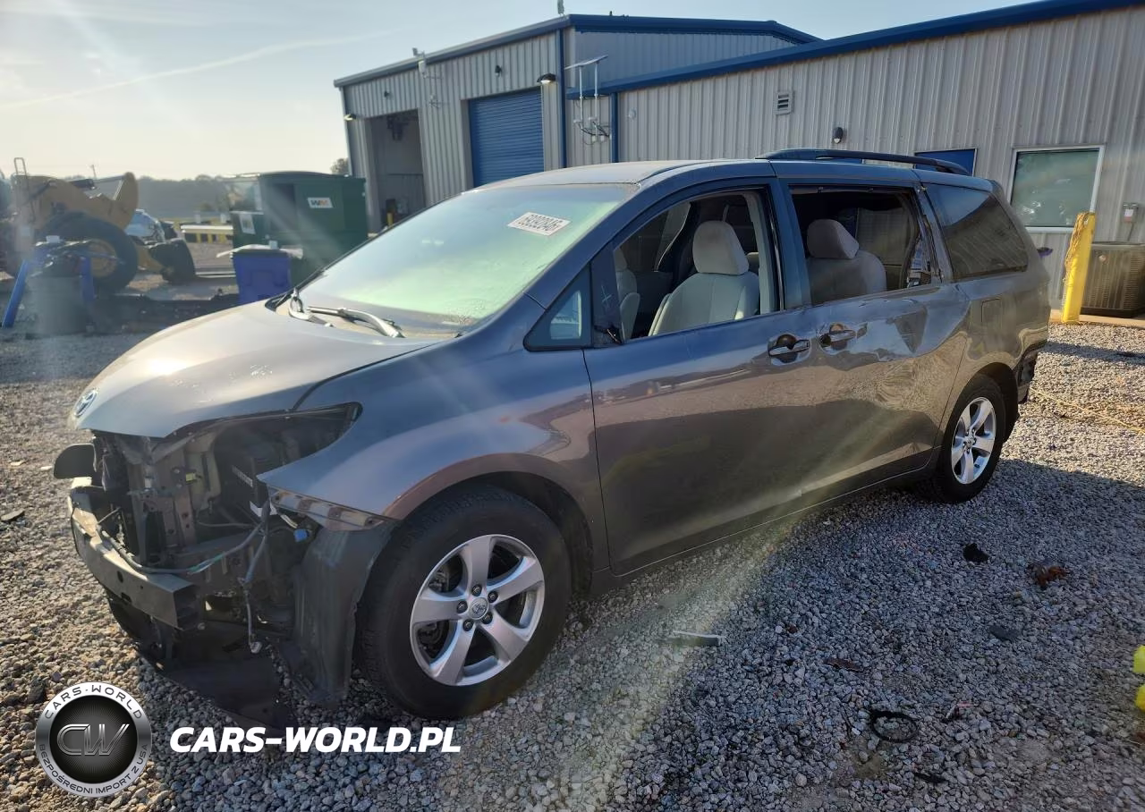 2013 Toyota Sienna Le