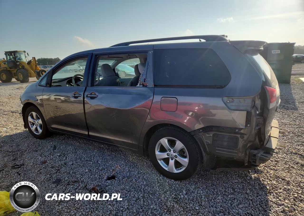 2013 Toyota Sienna Le VIN:5TDKK3DC8DS330691 - 2