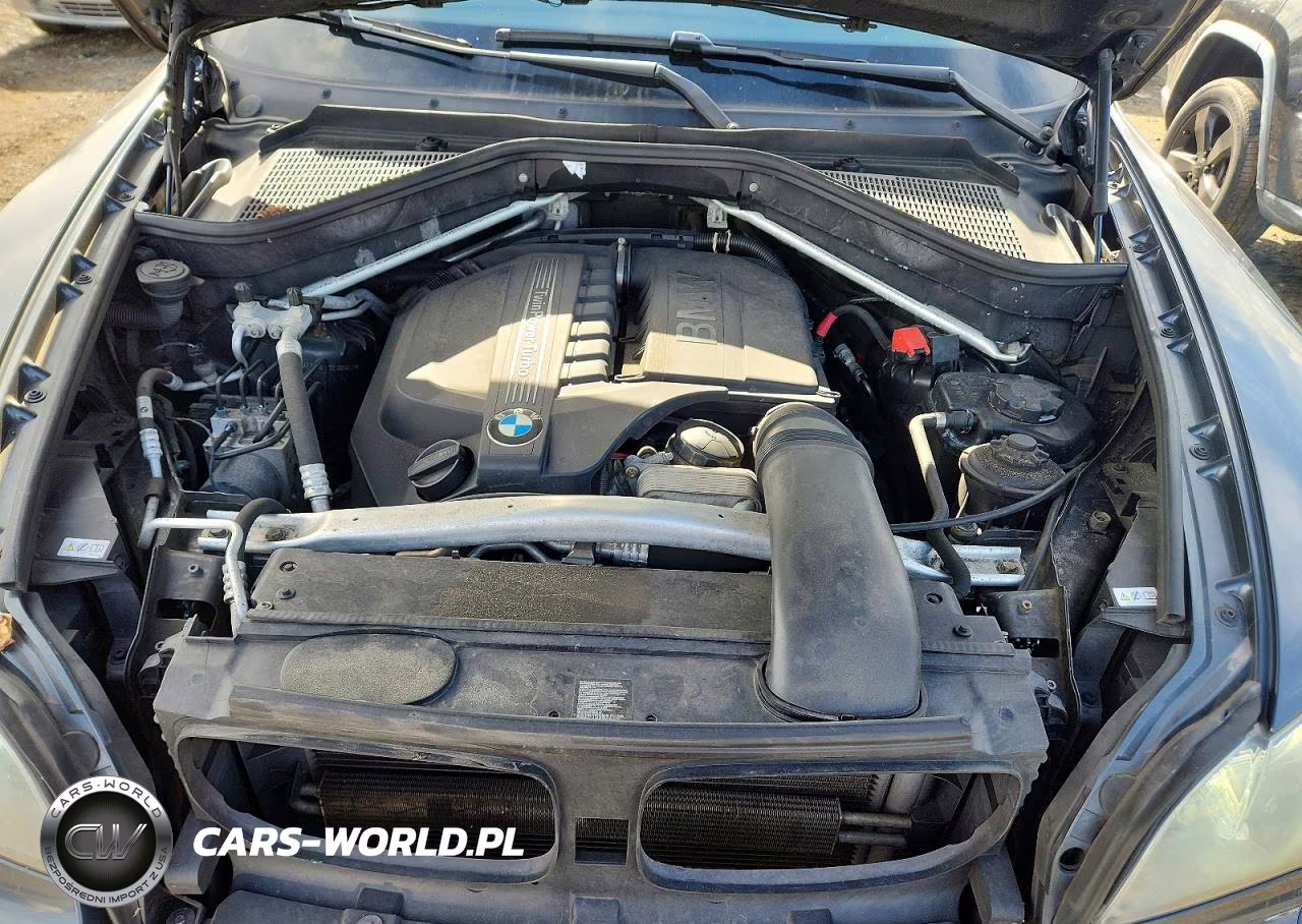 2012 BMW X5 xDrive35I VIN:5UXZV4C5XCL765452 - 12