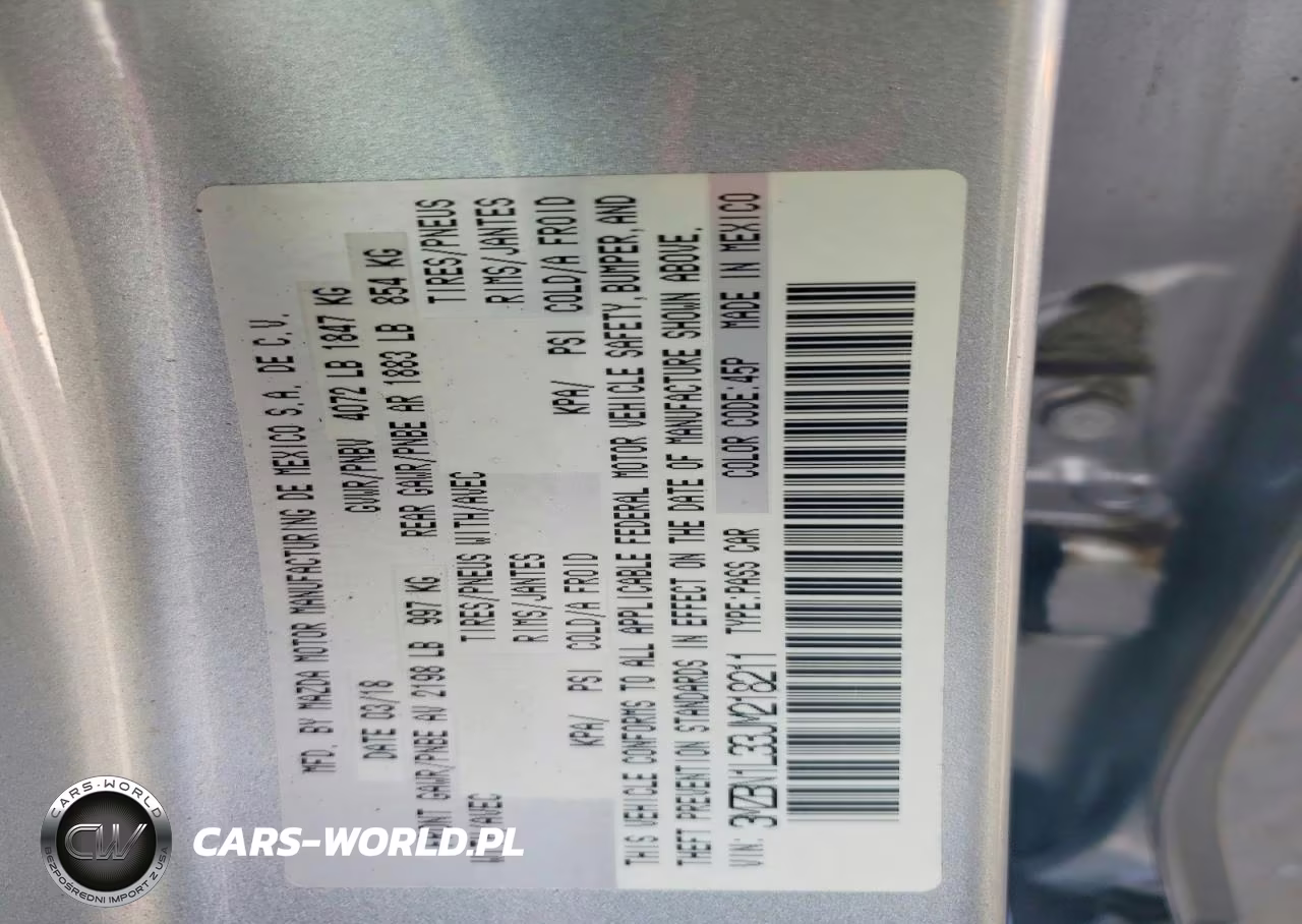 2018 Mazda 3 Touring VIN:3MZBN1L33JM218211 - 12