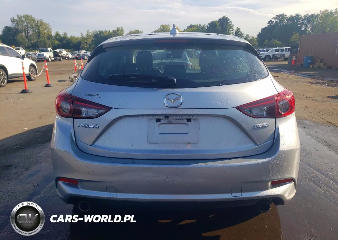 2018 Mazda 3 Touring VIN:3MZBN1L33JM218211 - 6