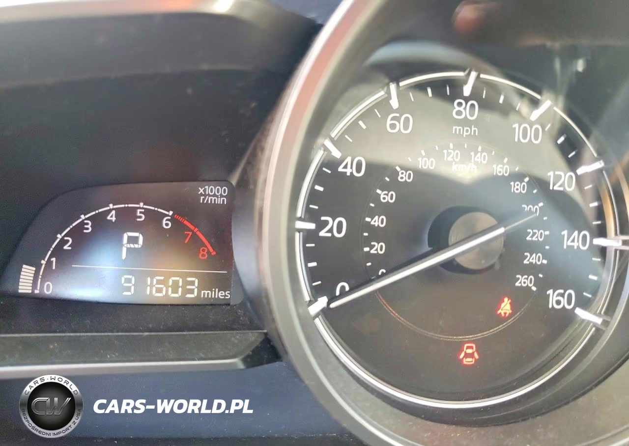 2018 Mazda 3 Touring VIN:3MZBN1L33JM218211 - 9
