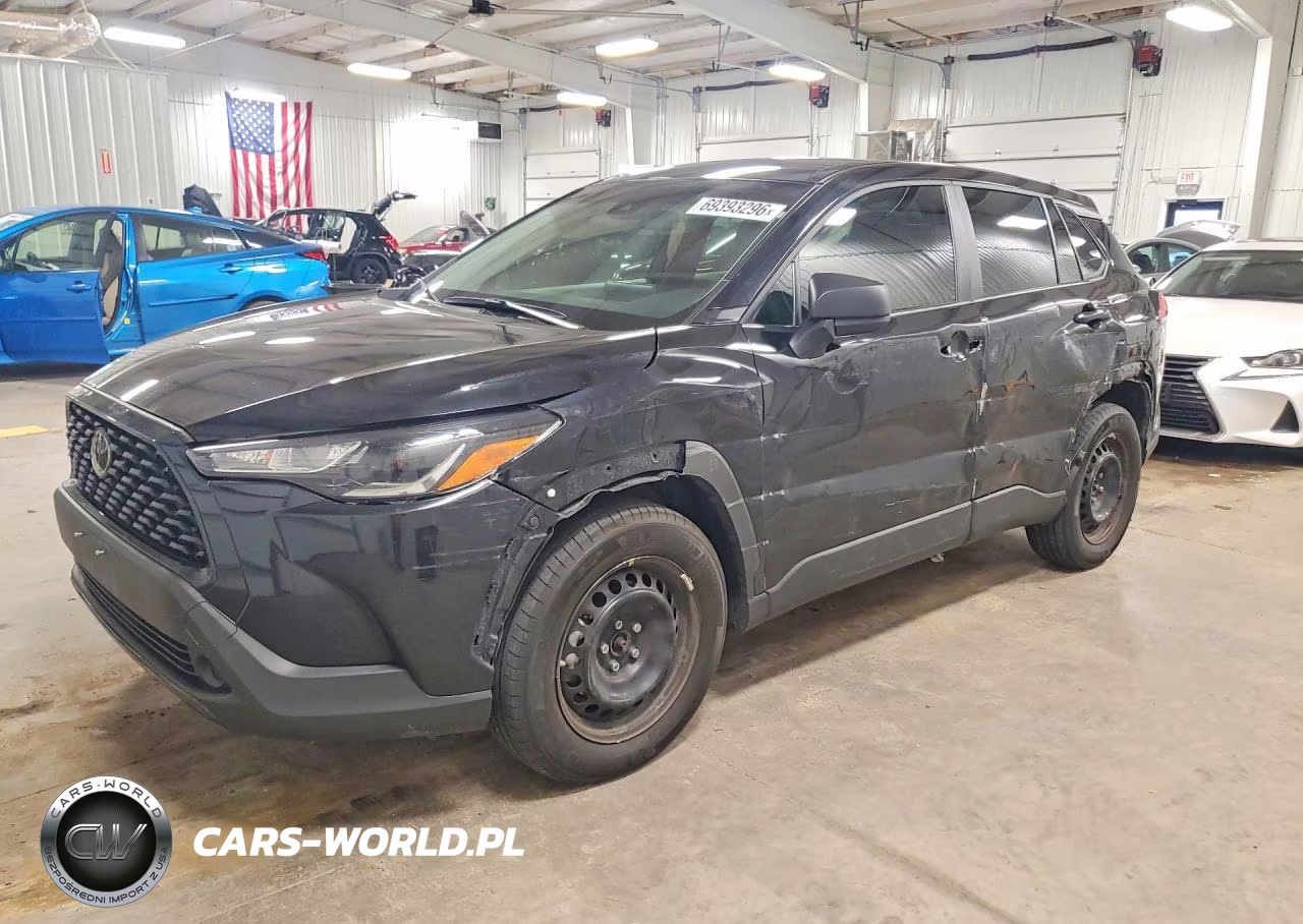 2022 Toyota Corolla Cross L VIN:7MUAAABG9NV036667 - 1