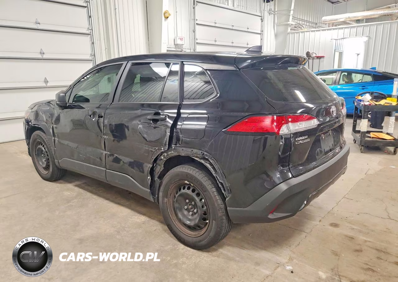 2022 Toyota Corolla Cross L VIN:7MUAAABG9NV036667 - 2