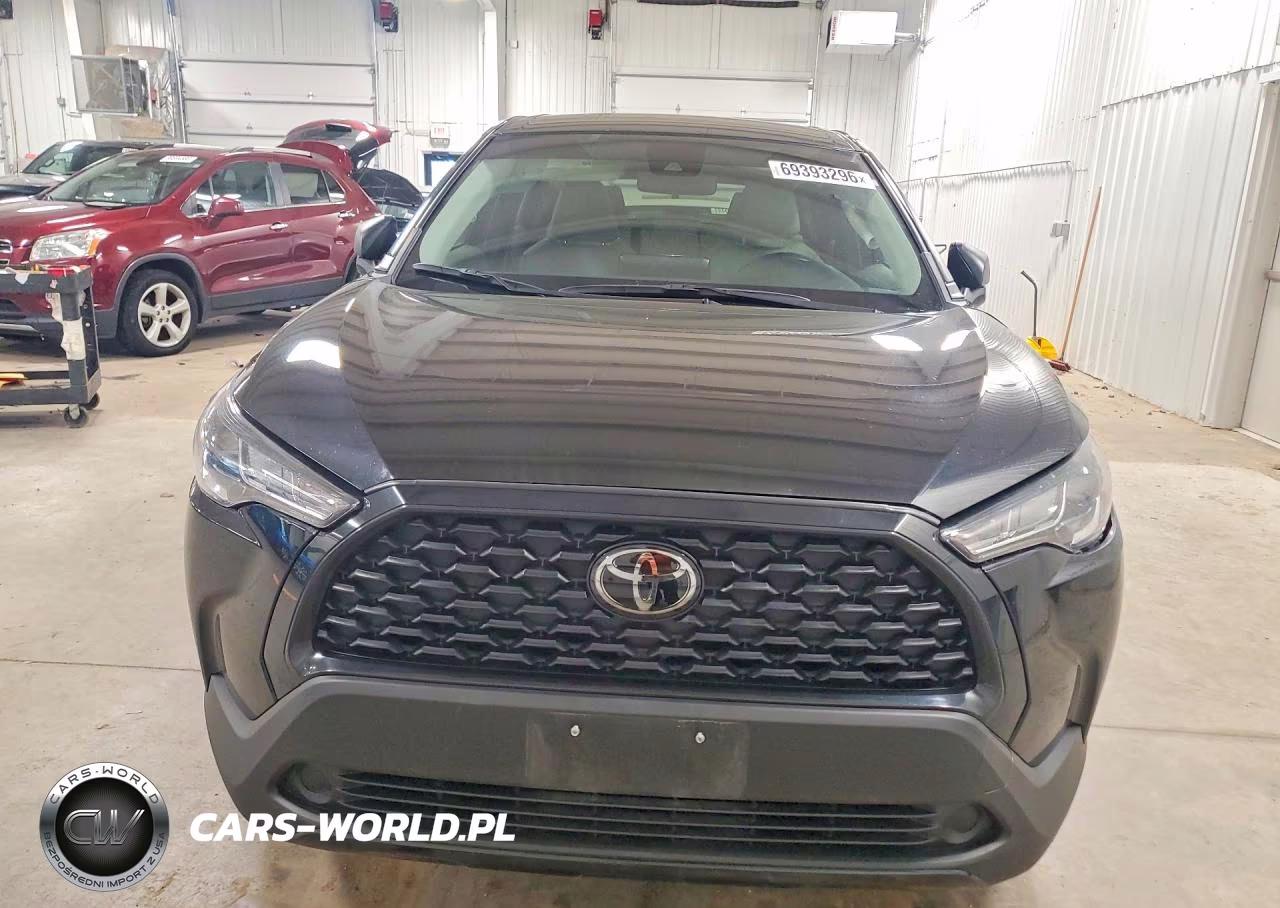 2022 Toyota Corolla Cross L VIN:7MUAAABG9NV036667 - 5