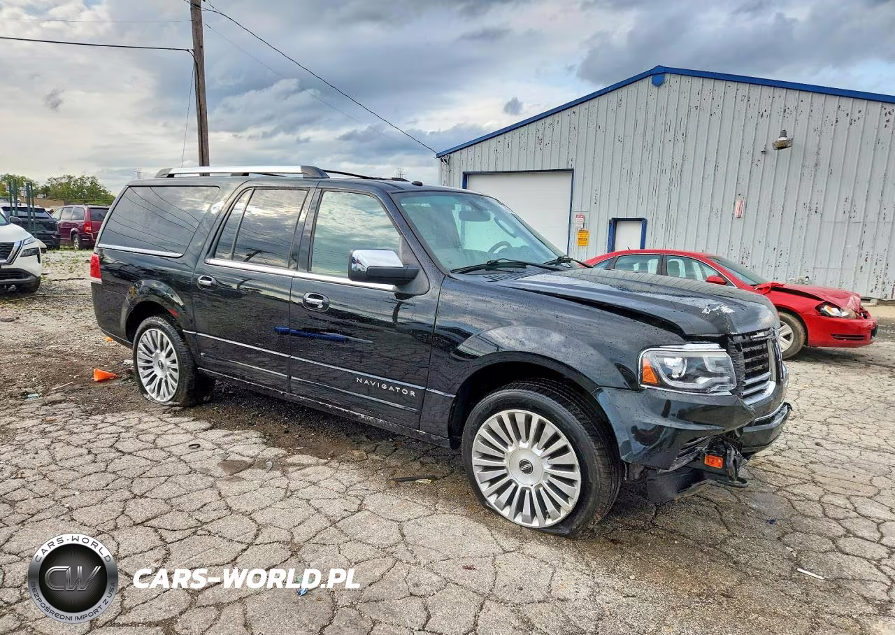 2017 Lincoln Navigator L Reserve VIN:5LMJJ3LT7HEL11182 - 4