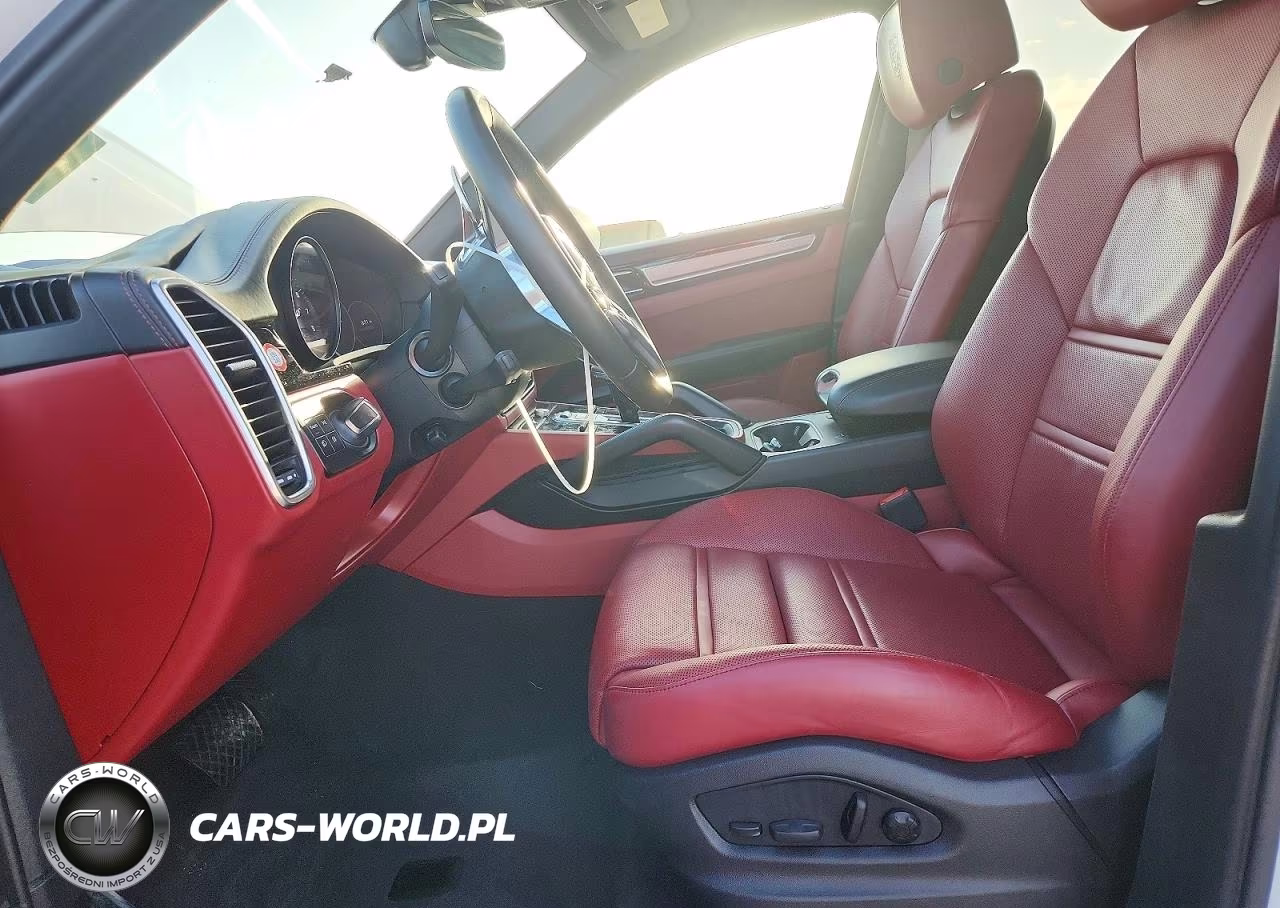 2023 Porsche Cayenne Base VIN:WP1AA2AY9PDA02252 - 7