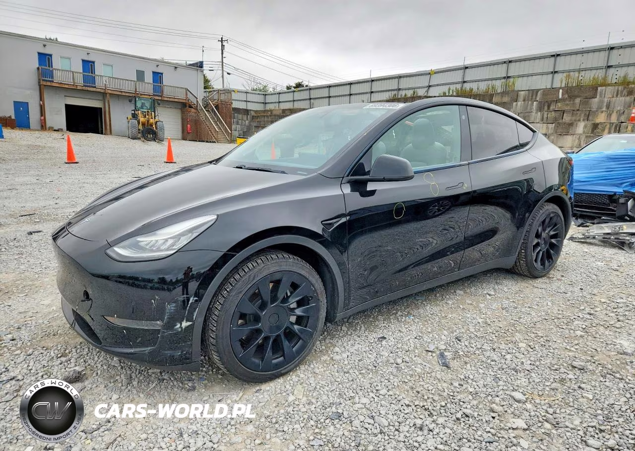 2021 Tesla Model Y – zdjęcie 1 z 13