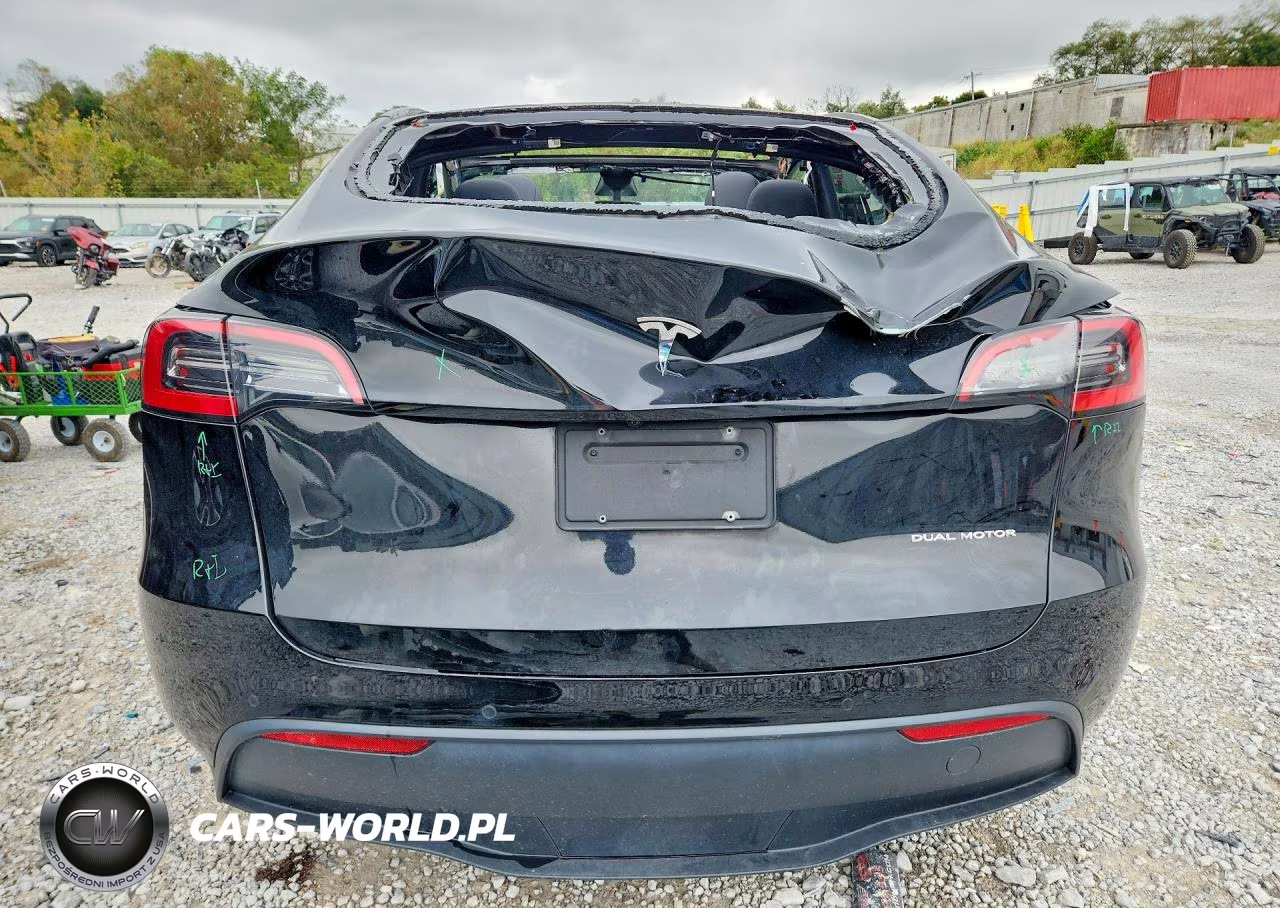 2021 Tesla Model Y VIN:5YJYGDEE9MF068251 - 6