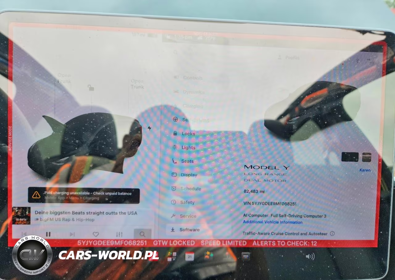 2021 Tesla Model Y VIN:5YJYGDEE9MF068251 - 9